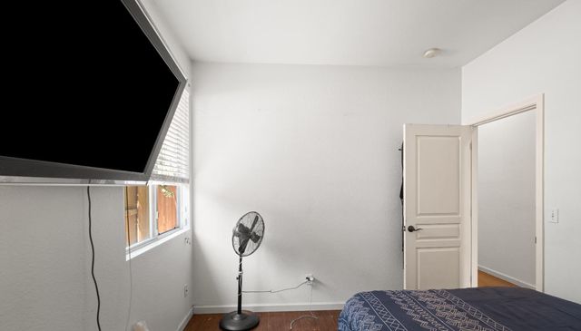 4001 Saintsbury Dr, Sacramento, CA 95834