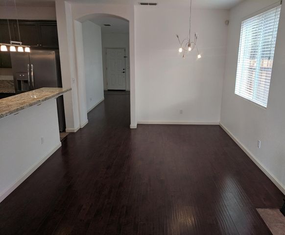 4001 Saintsbury Dr, Sacramento, CA 95834