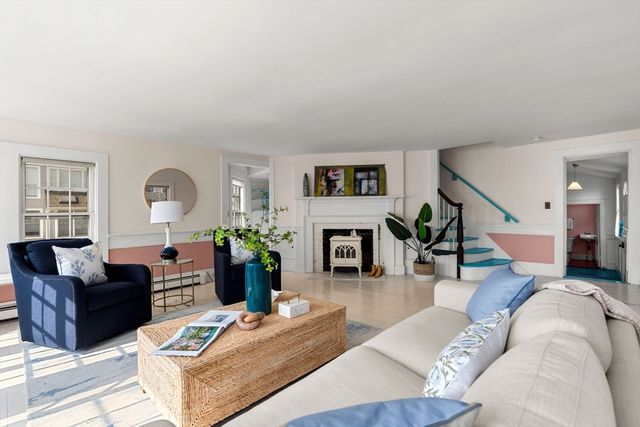 561 Commercial St, Provincetown, MA 02657