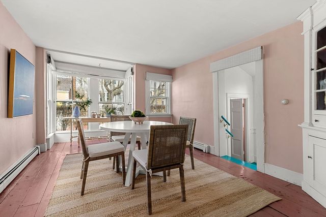 561 Commercial St, Provincetown, MA 02657