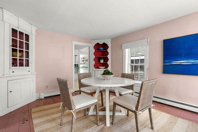 561 Commercial St, Provincetown, MA 02657