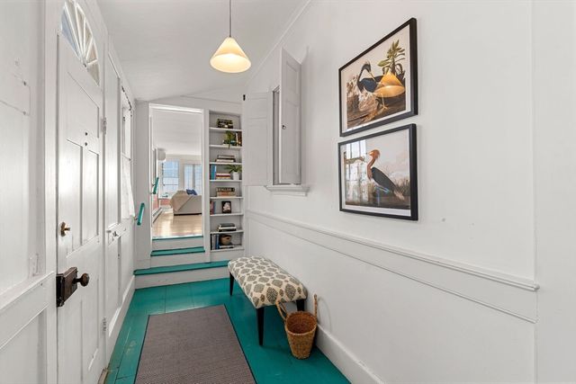 561 Commercial St, Provincetown, MA 02657