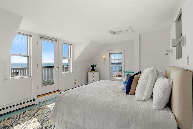 561 Commercial St, Provincetown, MA 02657