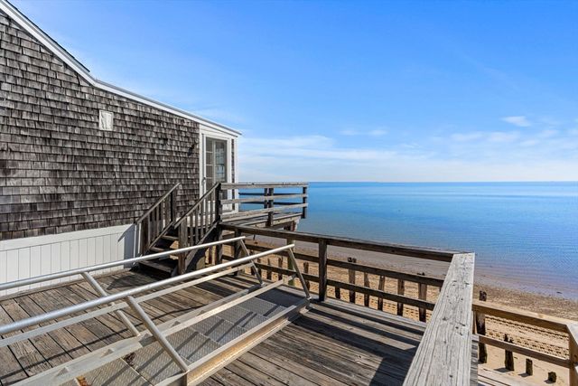 561 Commercial St, Provincetown, MA 02657