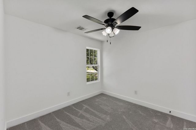 110 BRYKER DR, Terrell Hills, TX 78209