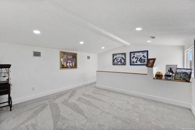 110 BRYKER DR, Terrell Hills, TX 78209