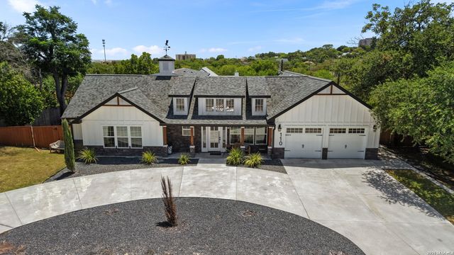 110 BRYKER DR, Terrell Hills, TX 78209