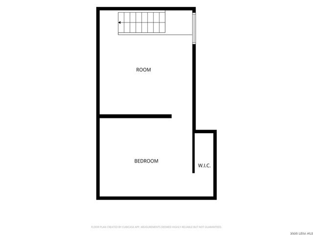 110 BRYKER DR, Terrell Hills, TX 78209