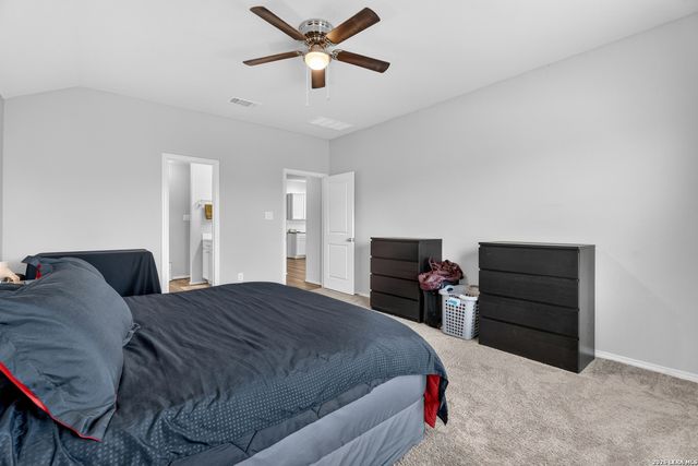431 Mallow DR, New Braunfels, TX 78130
