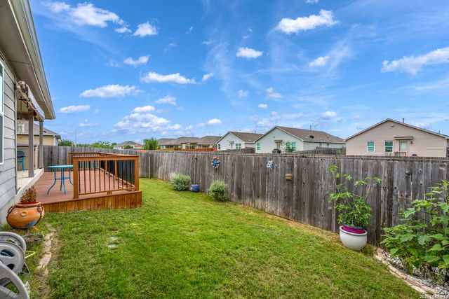 431 Mallow DR, New Braunfels, TX 78130