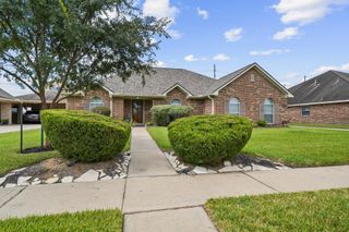 11213 Harris Avenue, Pearland, TX 77584