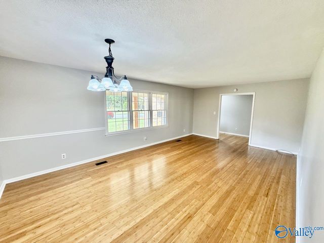 1929 Woodmead Street, Decatur, AL 35601