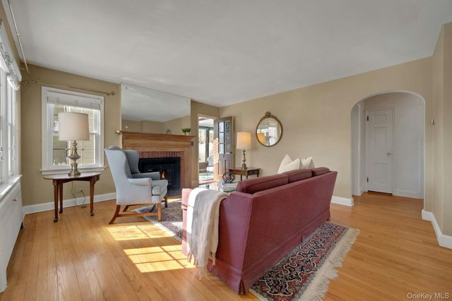 20 Taft Lane, Ardsley, NY 10502