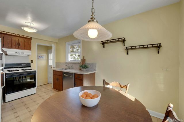 20 Taft Lane, Ardsley, NY 10502