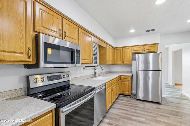 821 BASSWOOD Court, Orange Park, FL 32065