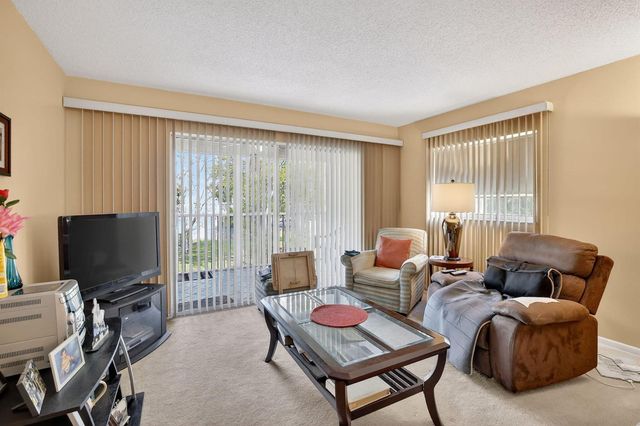 1401 SW 128th Terrace 212h, Pembroke Pines, FL 33027