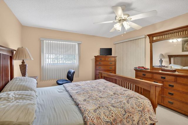1401 SW 128th Terrace 212h, Pembroke Pines, FL 33027