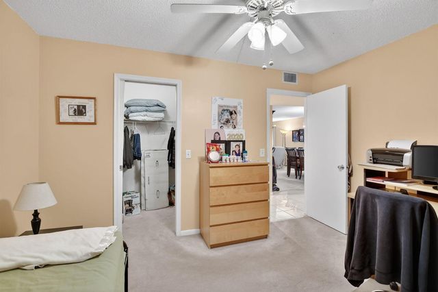 1401 SW 128th Terrace 212h, Pembroke Pines, FL 33027