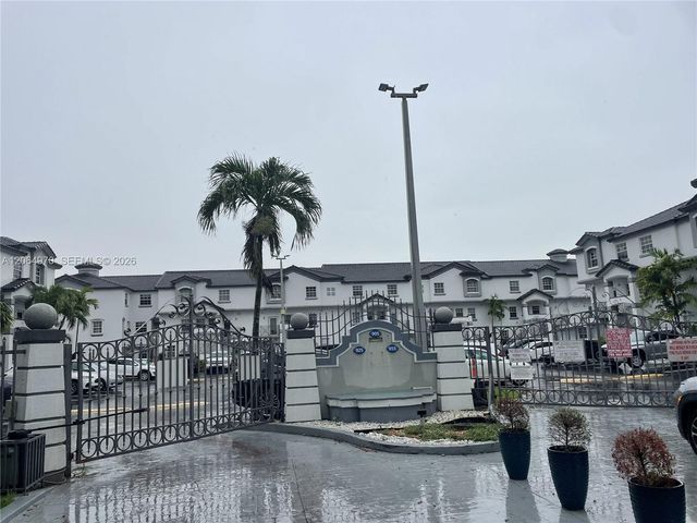 905 NW 82nd Avenue 111-B, Miami, FL 33126