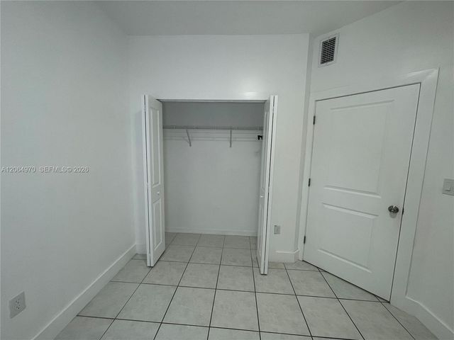 905 NW 82nd Avenue 111-B, Miami, FL 33126