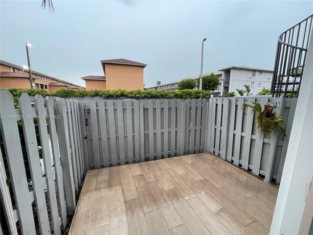 905 NW 82nd Avenue 111-B, Miami, FL 33126