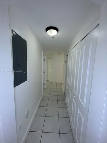 905 NW 82nd Avenue 111-B, Miami, FL 33126