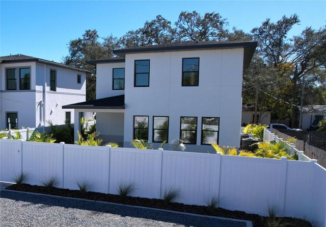 4613 QUEENSBORO AVENUE S, St Petersburg, FL 33711