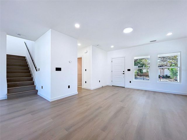 4613 QUEENSBORO AVENUE S, St Petersburg, FL 33711