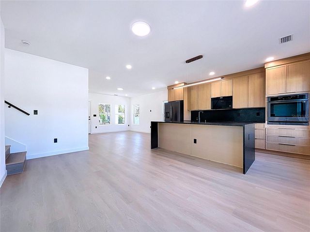 4613 QUEENSBORO AVENUE S, St Petersburg, FL 33711