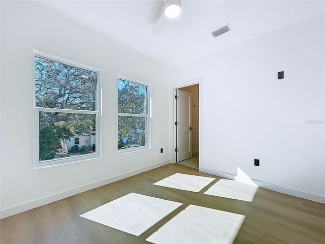 4613 QUEENSBORO AVENUE S, St Petersburg, FL 33711