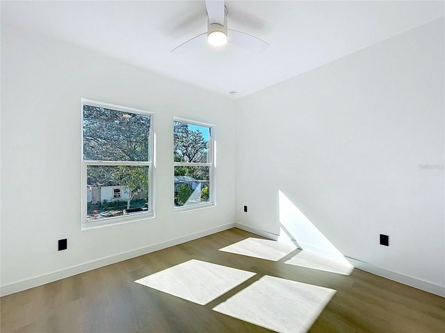 4613 QUEENSBORO AVENUE S, St Petersburg, FL 33711