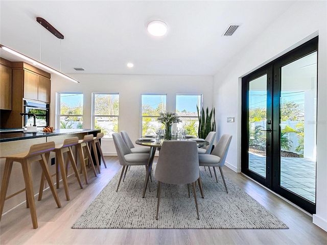 4613 QUEENSBORO AVENUE S, St Petersburg, FL 33711