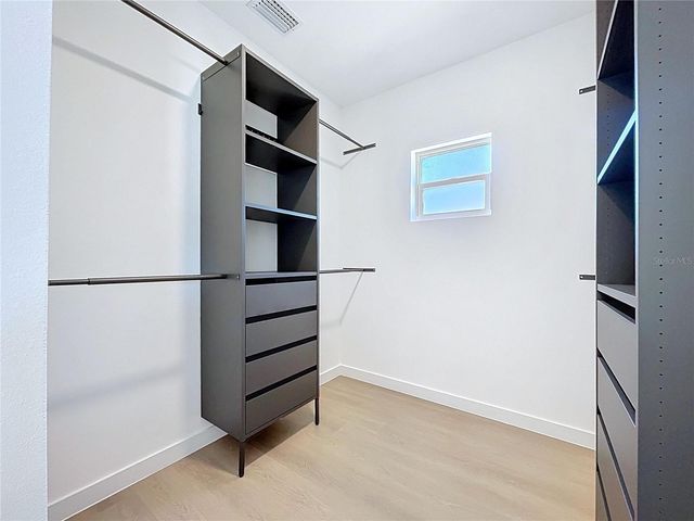 4613 QUEENSBORO AVENUE S, St Petersburg, FL 33711