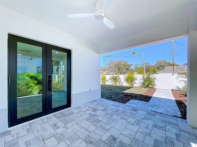 4613 QUEENSBORO AVENUE S, St Petersburg, FL 33711