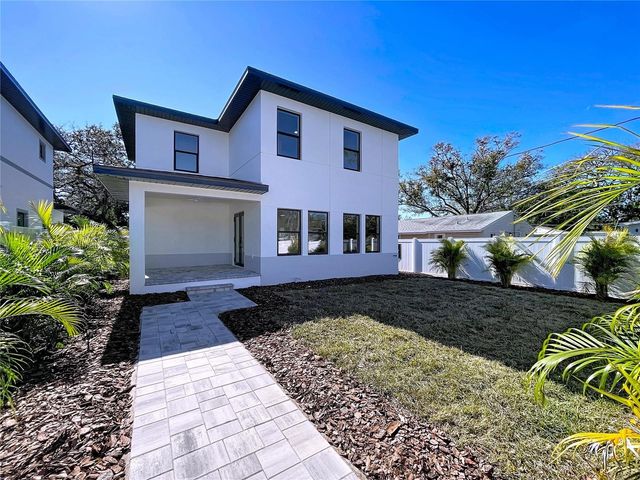 4613 QUEENSBORO AVENUE S, St Petersburg, FL 33711