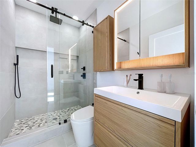 4613 QUEENSBORO AVENUE S, St Petersburg, FL 33711