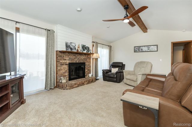 47192 Sanborn Drive, Macomb Township, MI 48044