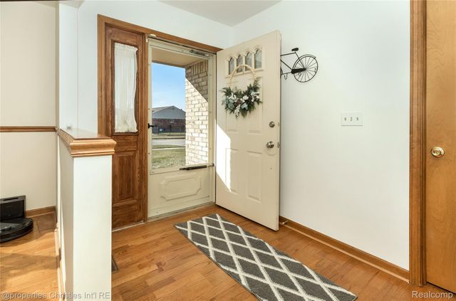 47192 Sanborn Drive, Macomb Township, MI 48044