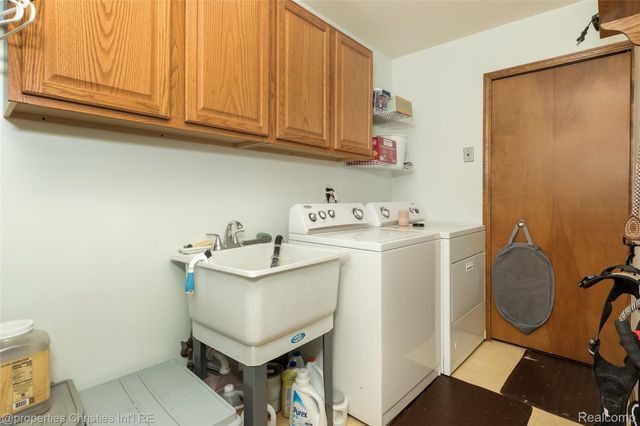 47192 Sanborn Drive, Macomb Township, MI 48044