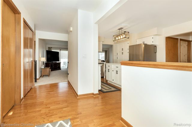 47192 Sanborn Drive, Macomb Township, MI 48044