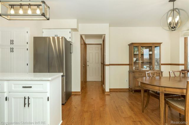 47192 Sanborn Drive, Macomb Township, MI 48044