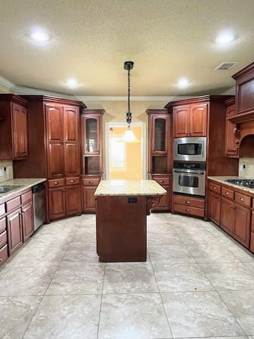 3912 100th Place, Lubbock, TX 79423