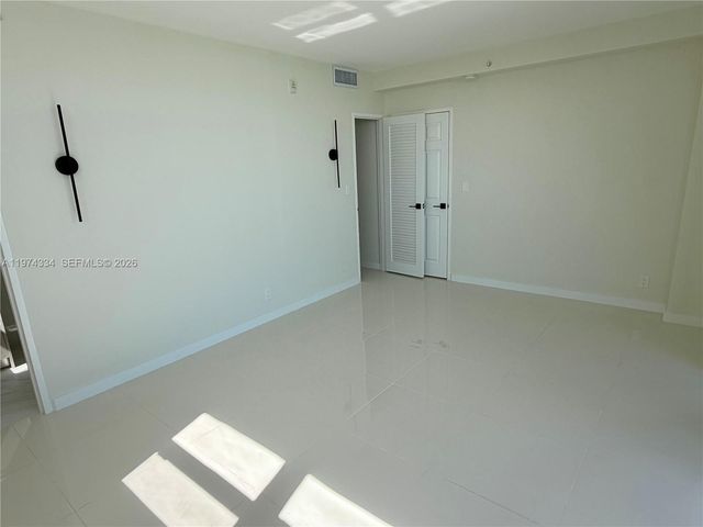 3001 S Ocean Drive 511, Hollywood, FL 33019