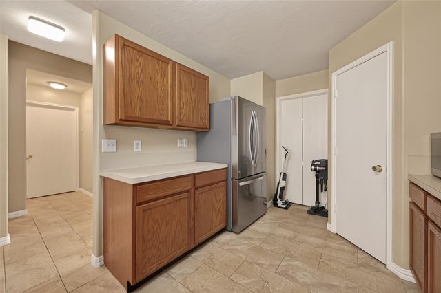 8907 Rainesville Lane, Houston, TX 77075