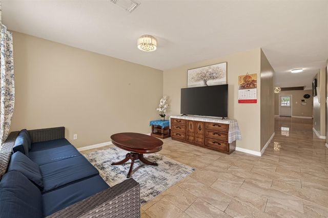 8907 Rainesville Lane, Houston, TX 77075