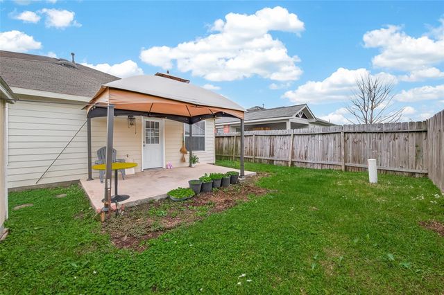 8907 Rainesville Lane, Houston, TX 77075