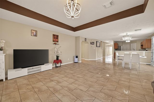 8907 Rainesville Lane, Houston, TX 77075