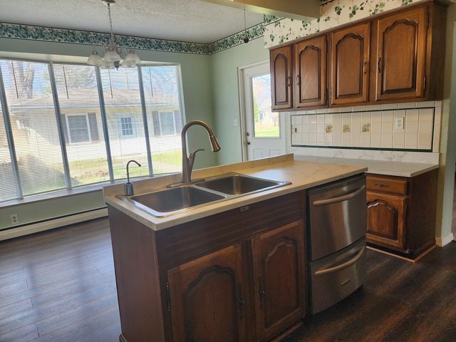113 Jackson Street, Hurst, IL 62949