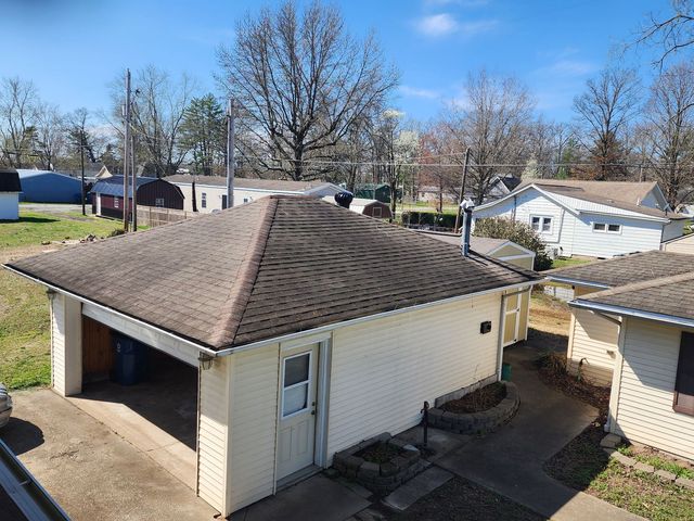 113 Jackson Street, Hurst, IL 62949