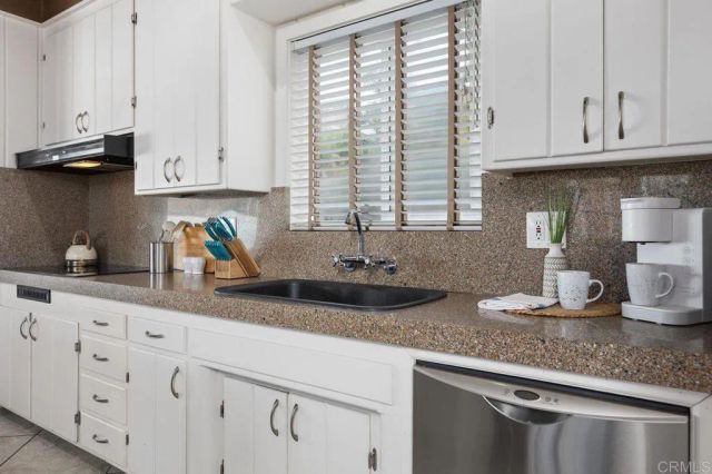 367 Beech Ave, Carlsbad, CA 92008
